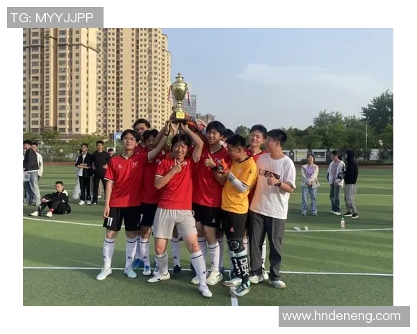 南宁青年足球球星成长故事与激情绿茵梦想探索